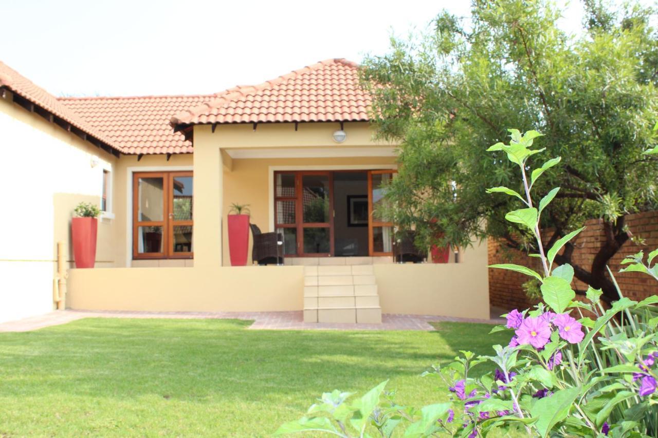 Topaz Cove Luxury Villas Эденвейл Экстерьер фото